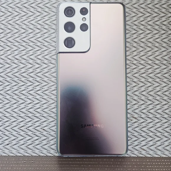 Samsung S21 Ultra 5G Black Smartphone  with Screen Protector & Phone Case - Picture 3 of 6